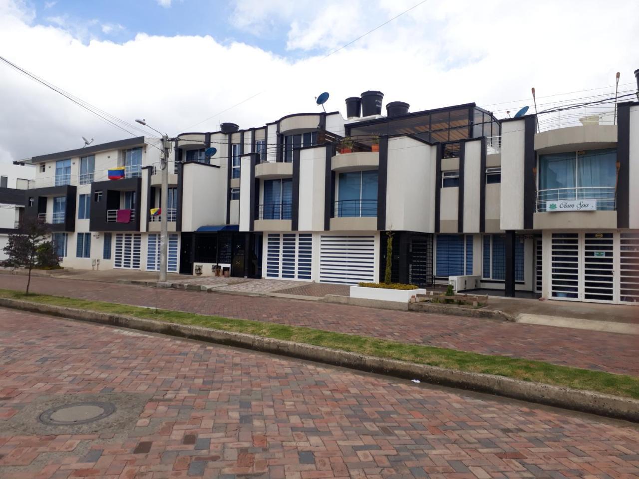 Habitaciones Familiares Tunja Norte Ngoại thất bức ảnh